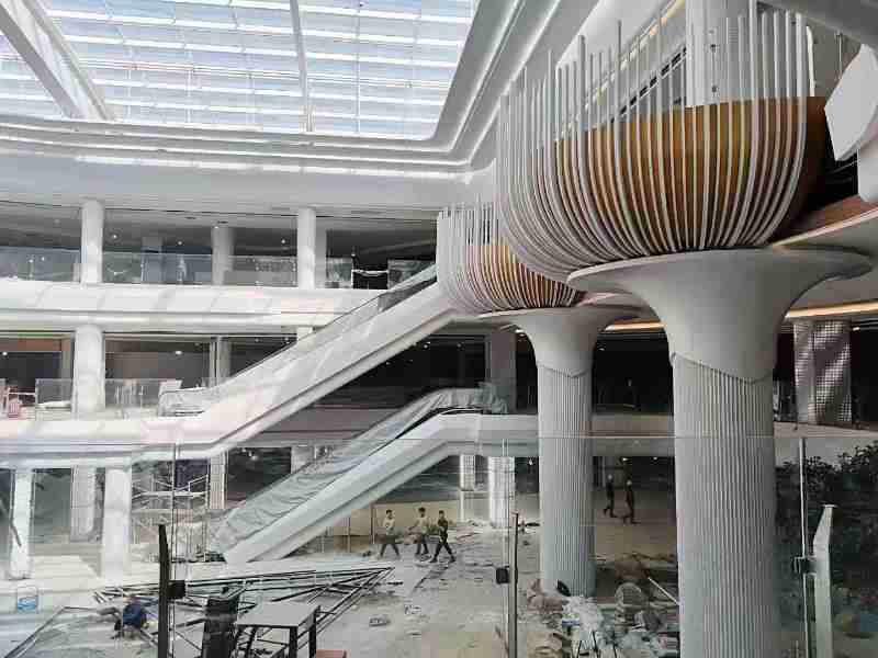   3月19日，赤峰市宁城县育苗工厂一角。新华网发（齐学涛 摄）